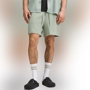 Lululemon Mens Steady State 5” Fleece Jogger Lounge Shorts Palm Court Green XS